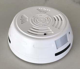 wifi smoke alarm hidden camera depicting the pinhole spy camera & motion sensor.
